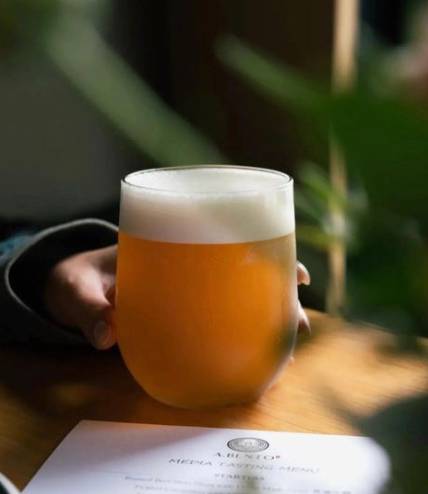 Nitro Oolong Tea / 春雨
